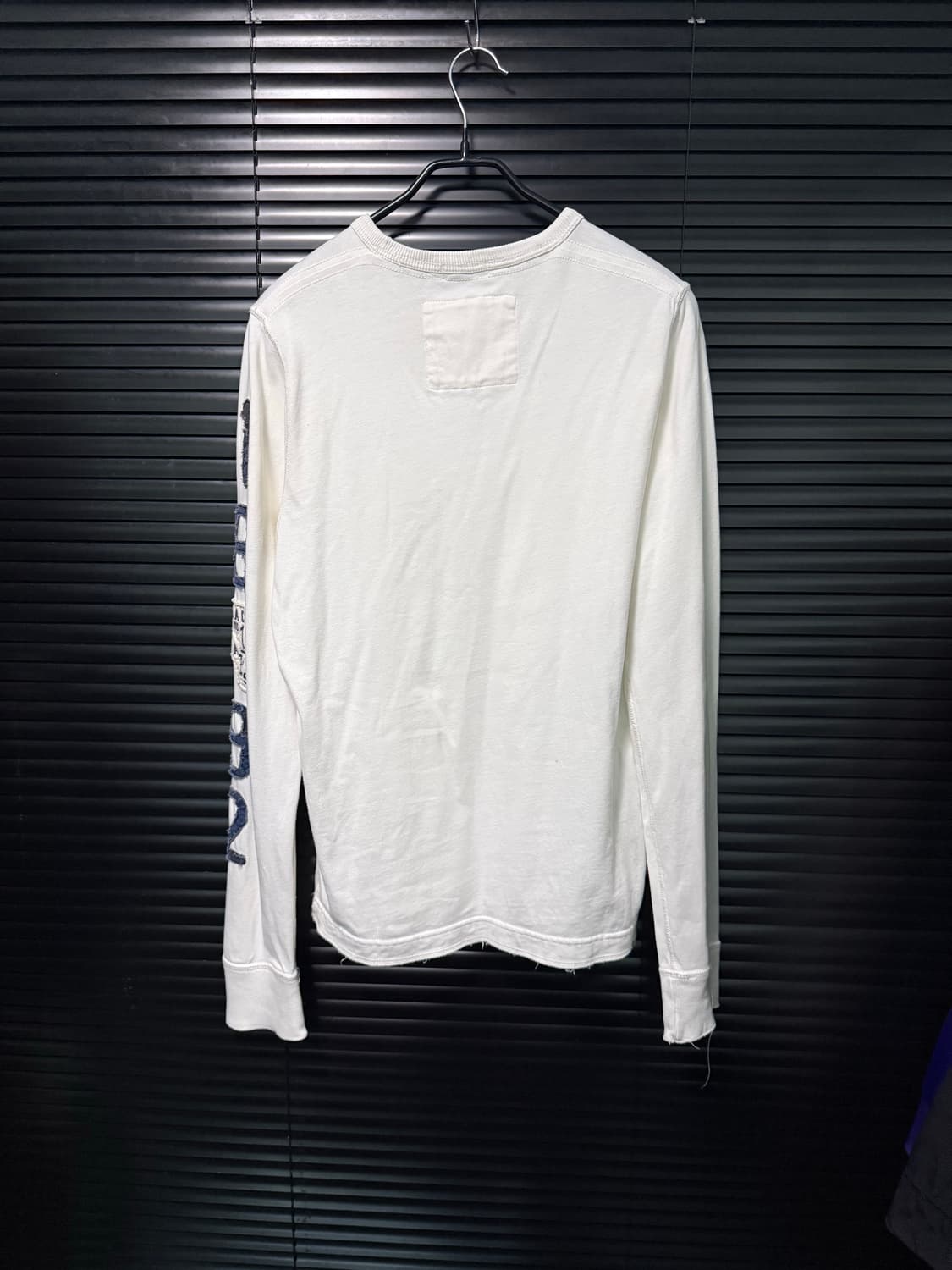 아베크롬비 피치 화이트 흰색 긴팔 롱슬리브리스 티셔츠 M 95 패치 로고 상품이미지6