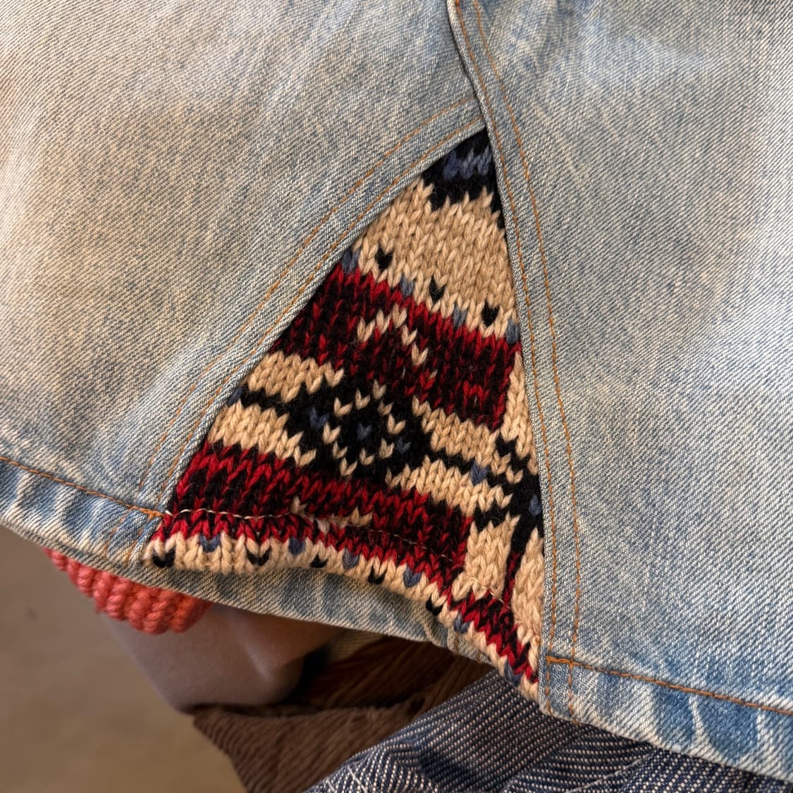 SUNAO KUWAHARA 데님 에스닉 니트 포인트 스커트 상품이미지5