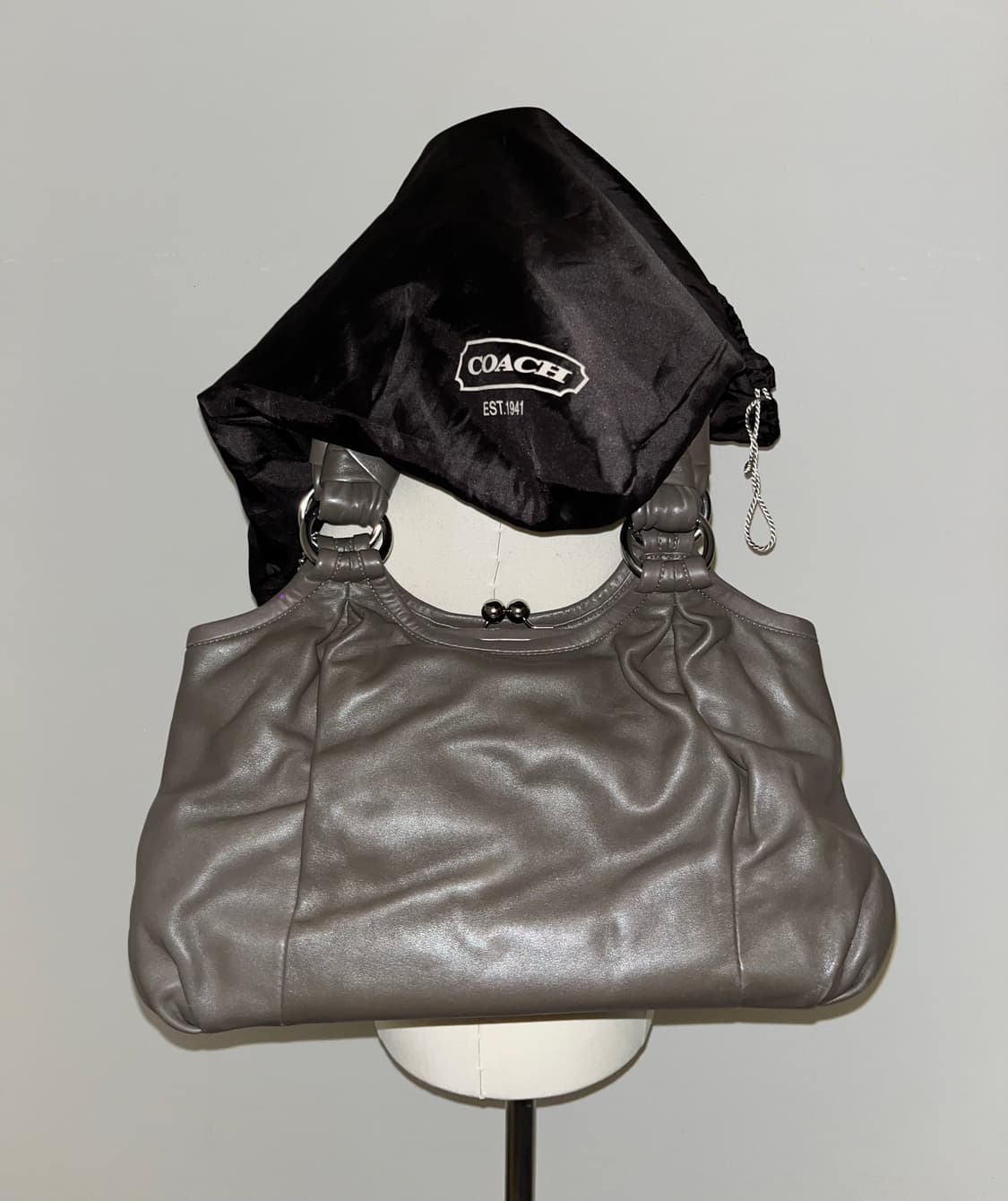 📦 Coach brown gray Shoulder Bag 상품이미지2