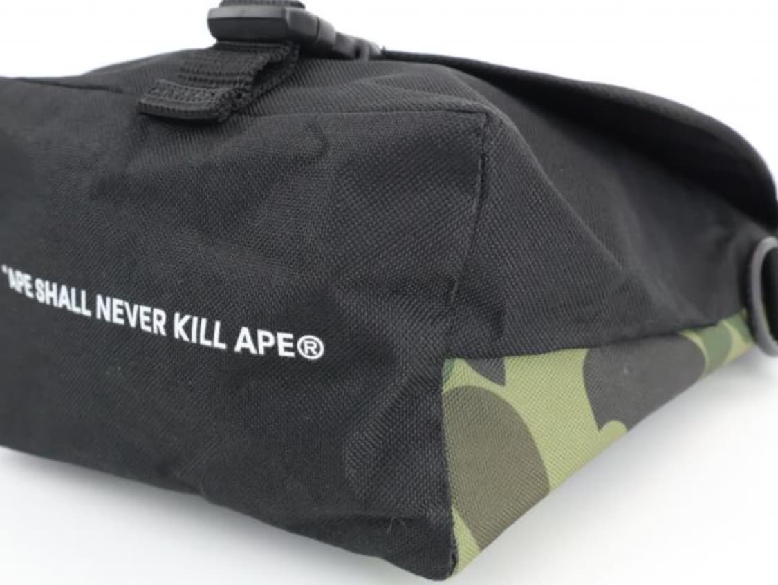 베이프 크로스백 상품이미지7