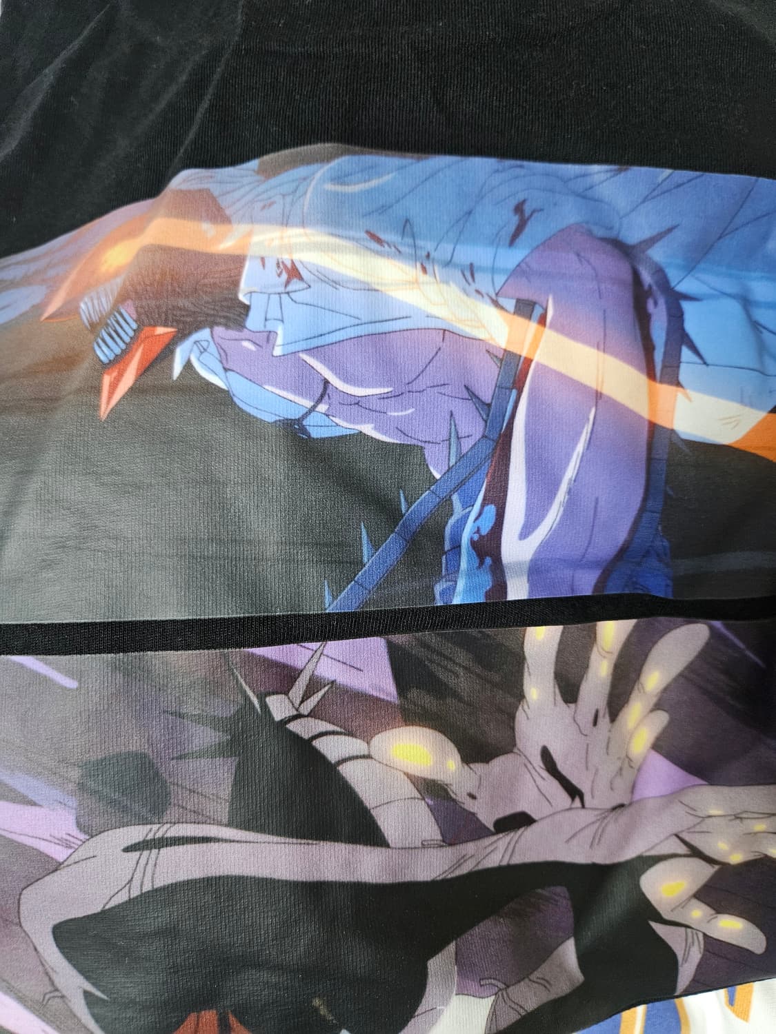 유니클로 체인소맨 티셔츠 xl 새제품 상품이미지1