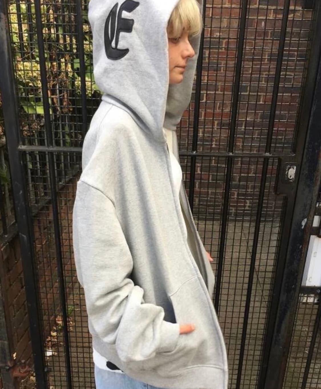 ERTR x 니들 후드집업 그레이 상품이미지1