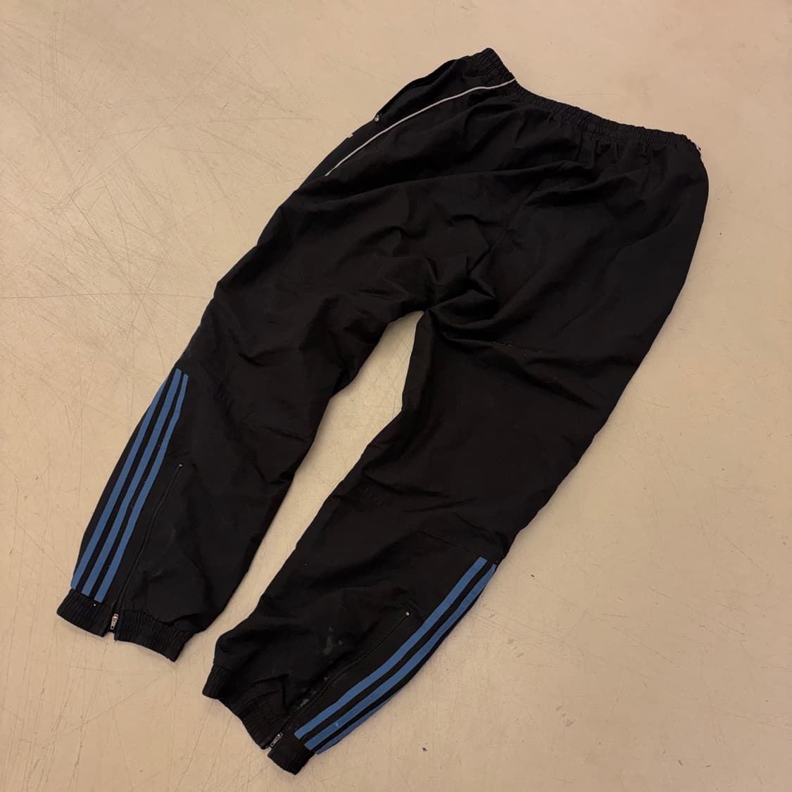 아디다스 백삼선 올드스쿨 트랙 팬츠 상품이미지3