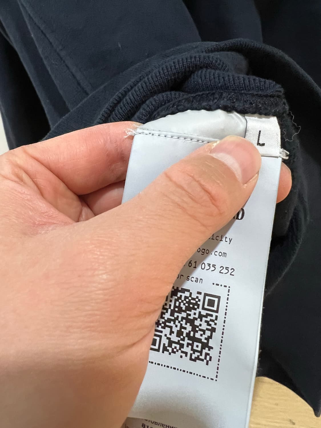 25fw 스톤아일랜드 후드집업 L 상품이미지3