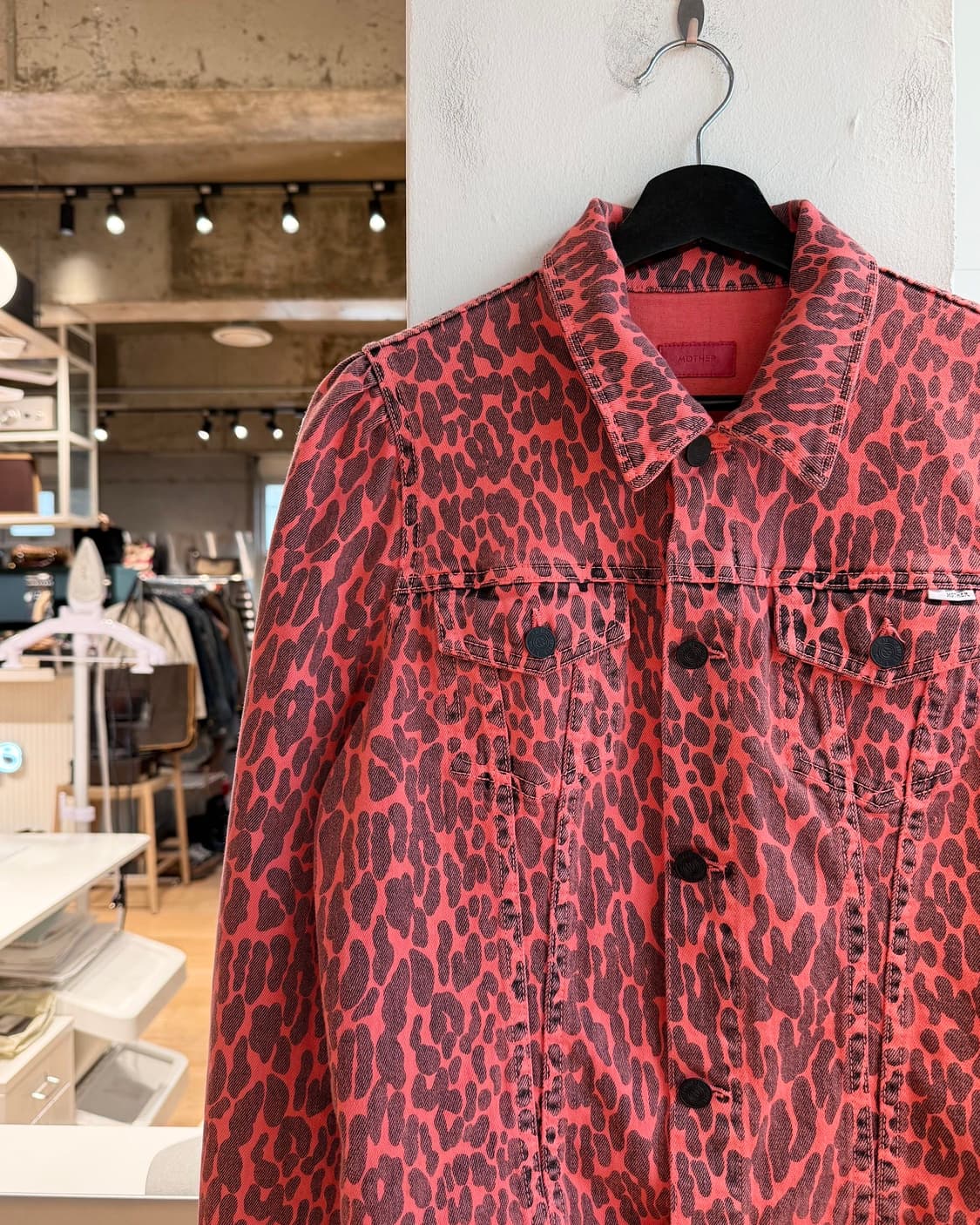 마더 핑크 더 퍼피 브루저 데님 트러커 자켓 상품이미지4