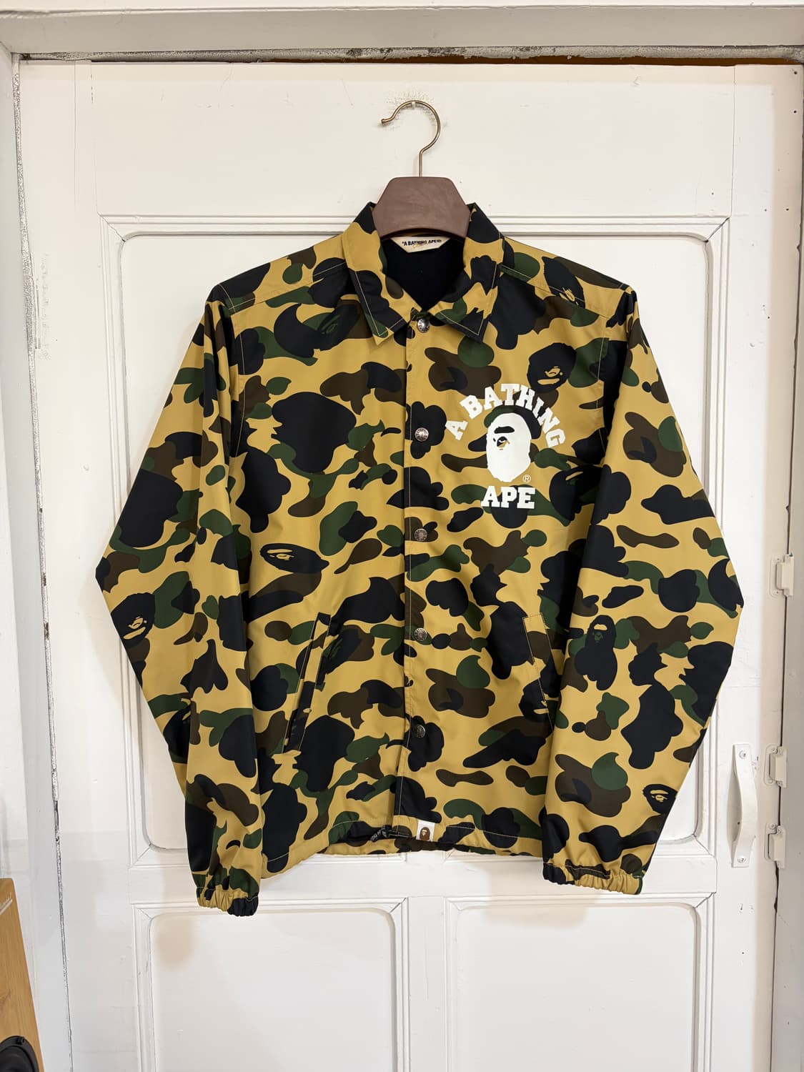 베이프 황계 카모 코치 자켓 바람막이 상품이미지1