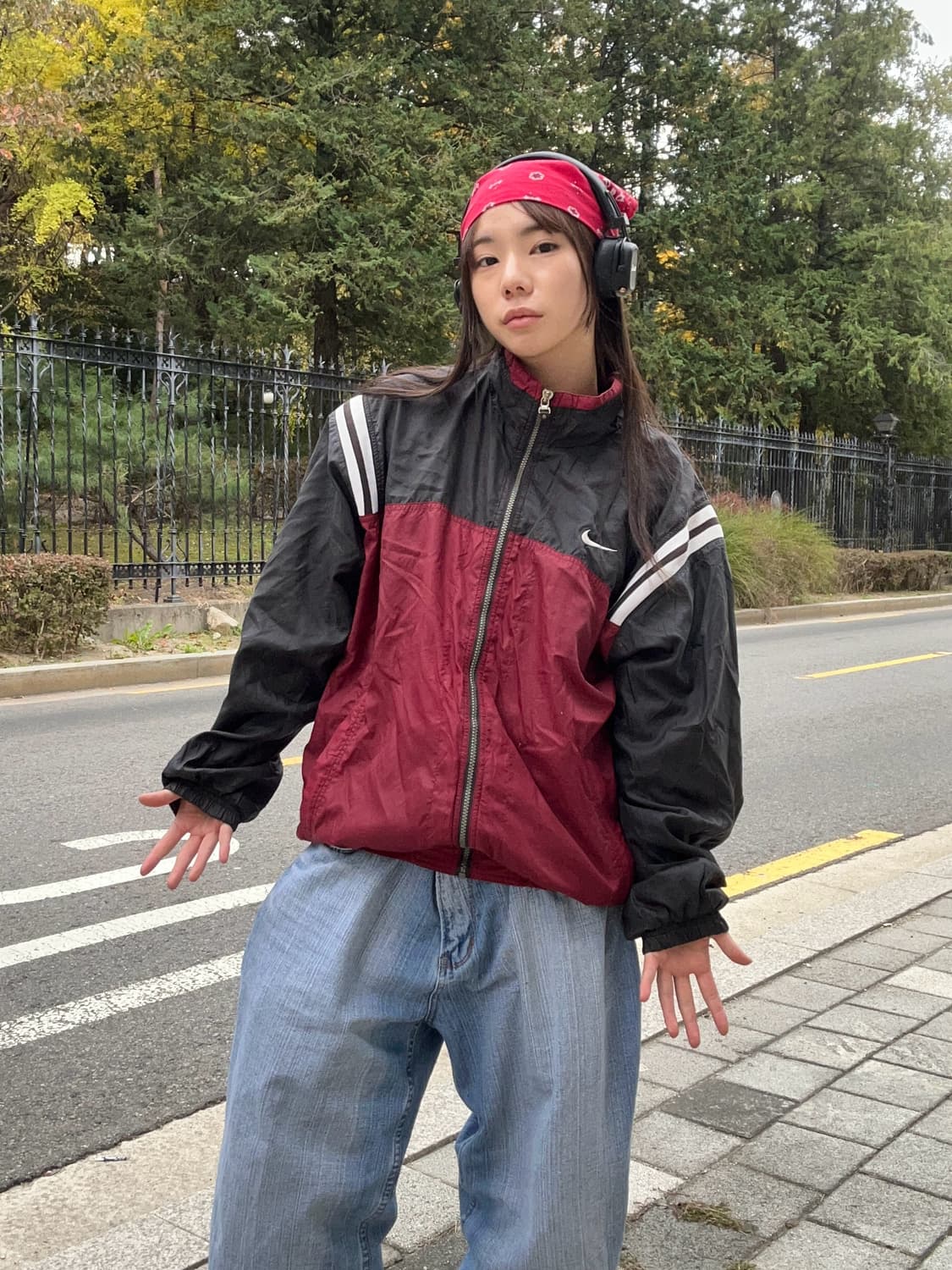 90s NIKE 올드스쿨 스펠아웃 윈드브레이커 상품이미지3