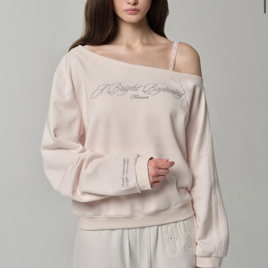 클리시어 오프숄더 탑 핑크 상품이미지1