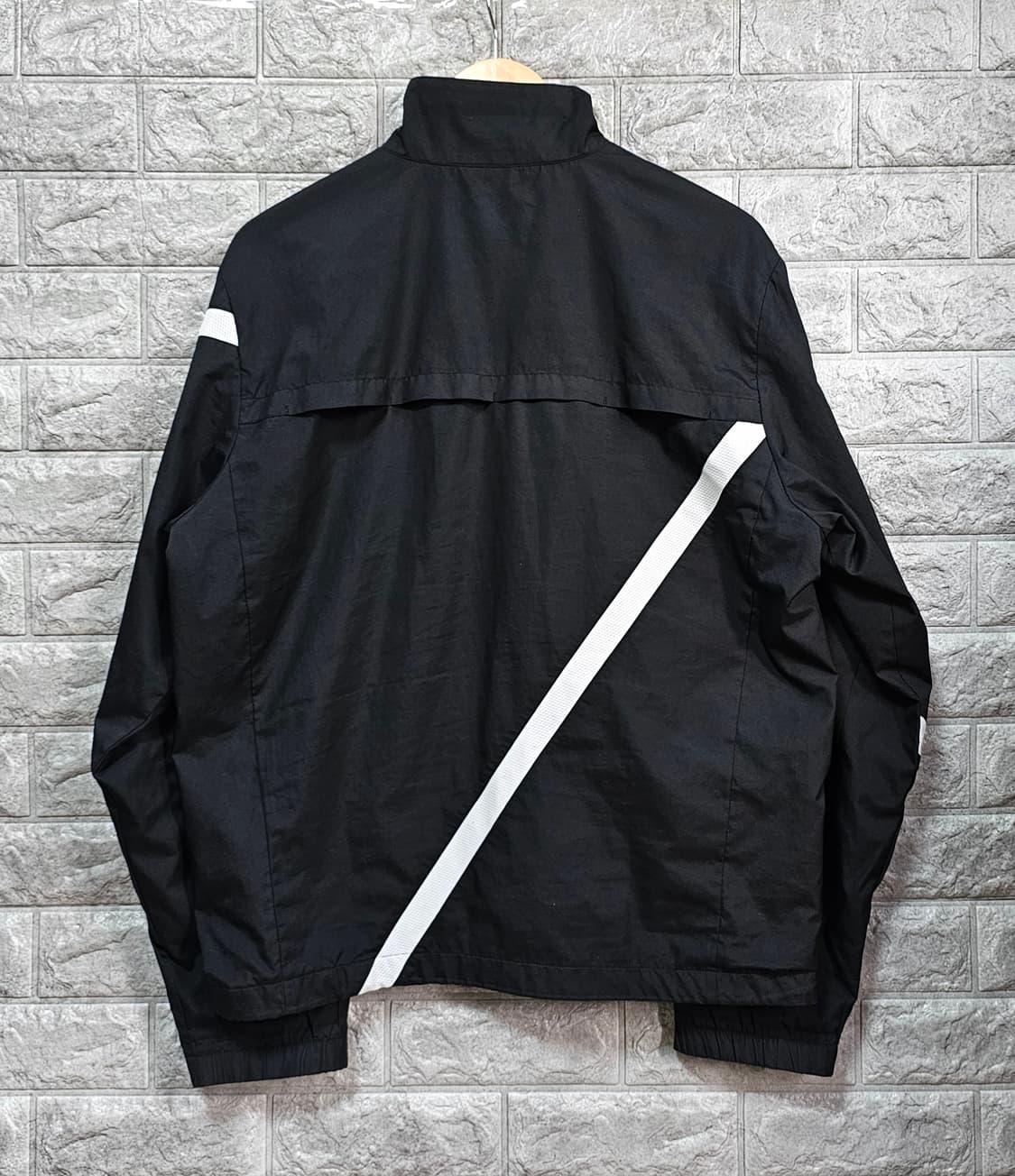 나이키 유벤투스 바람막이 M 상품이미지3