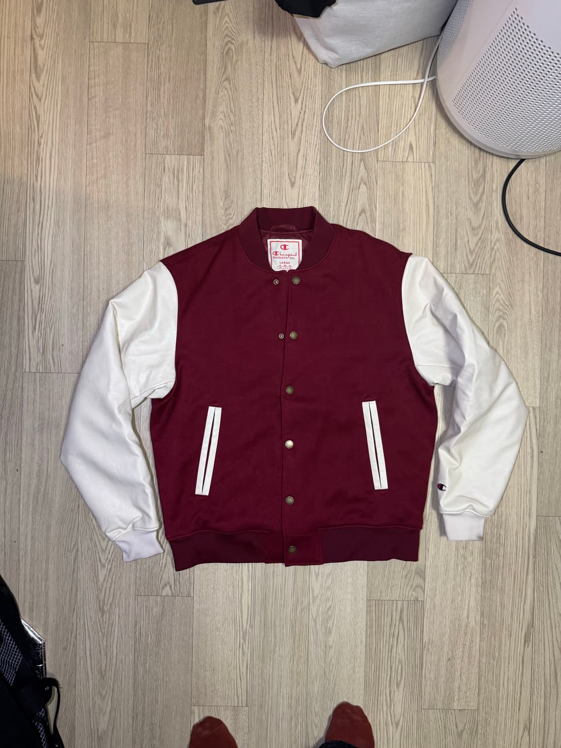 챔피온 가죽 바시티 자켓 버건디 상품이미지1