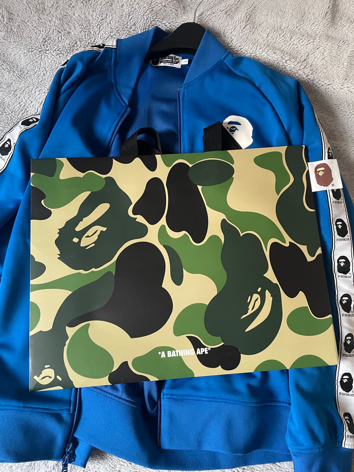 베이프 트랙자켓 L 상품이미지1