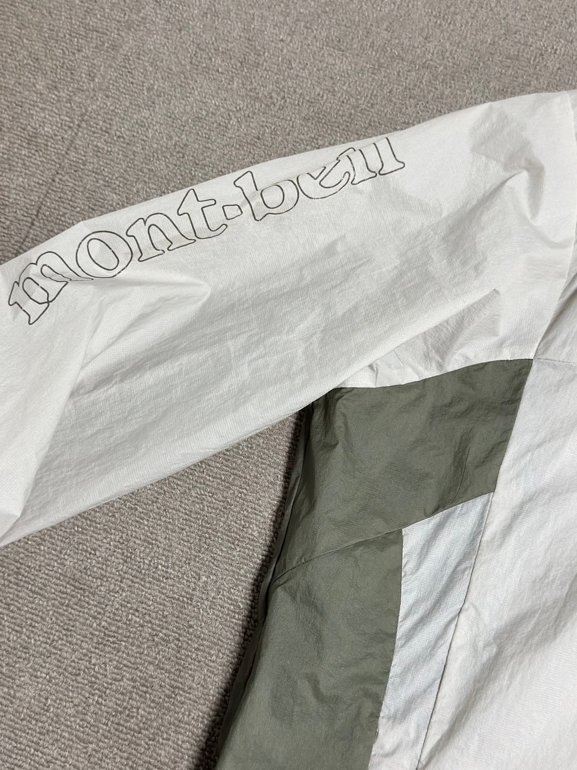 몽벨 고프코어 바람막이 상품이미지3