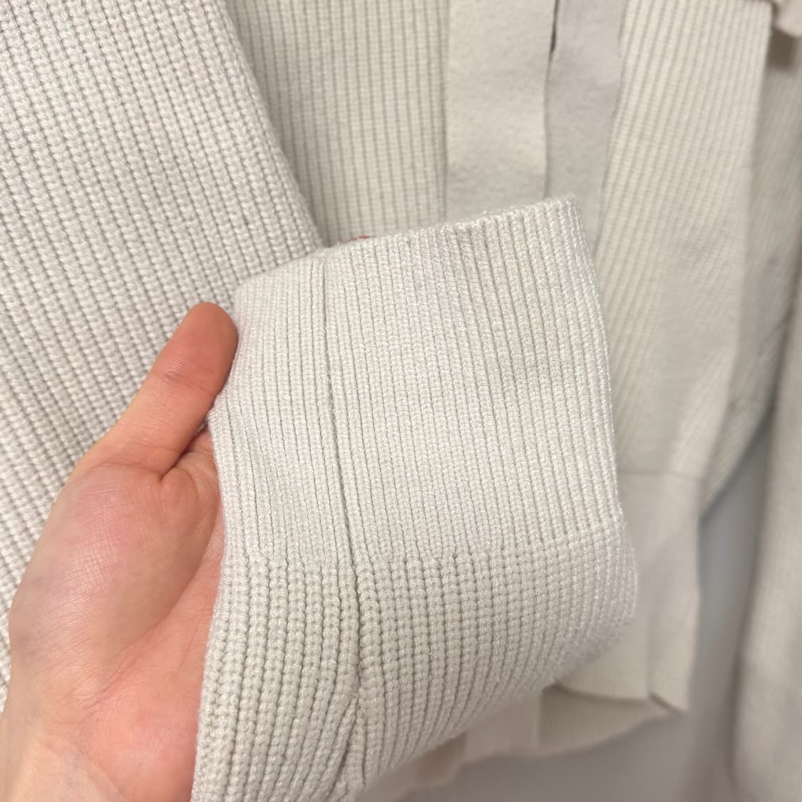 (m) 쿠오세 리본 컷아웃 니트 상품이미지6