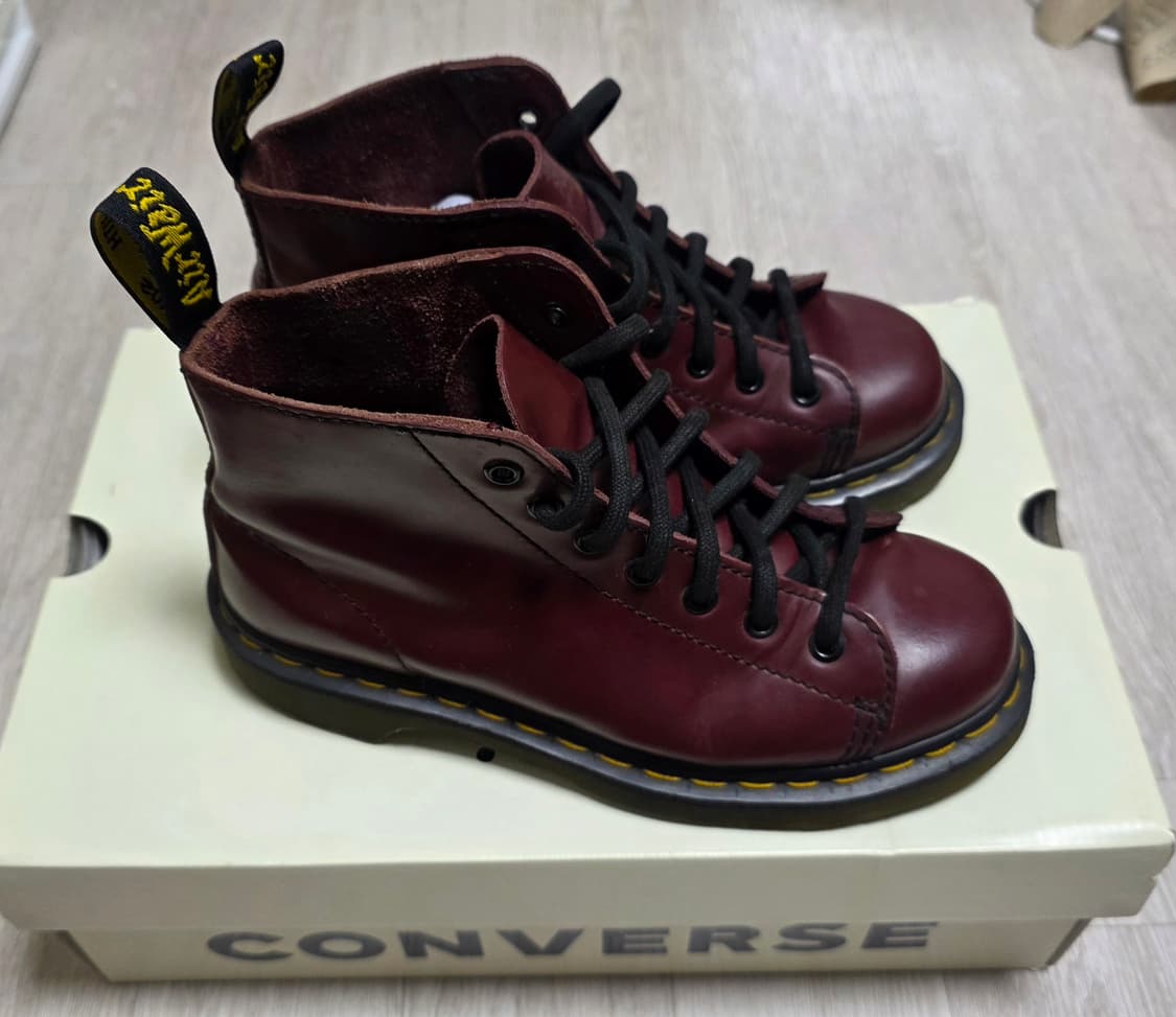 닥터마틴 버건디 여성부츠 230 상품이미지4