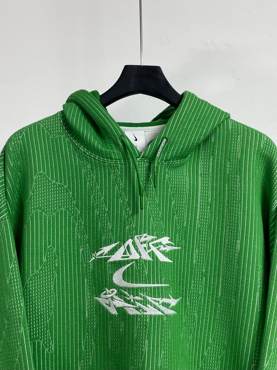 나이키 X 오프화이트 엔지니어드 캘리 후드티 (on.141) 상품이미지2