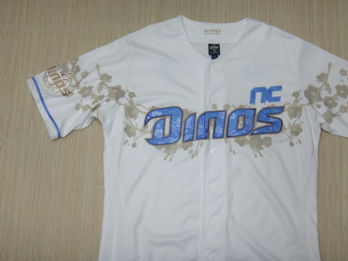 (XL) NC 다이노스 클러치 벚꽃 박건우 유니폼 상품이미지3