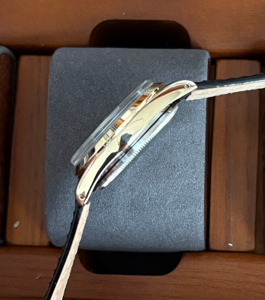 롤렉스 오이스터 퍼페츄얼 데이트 캡골드 1550 오토매틱 빈티지 시계 상품이미지4