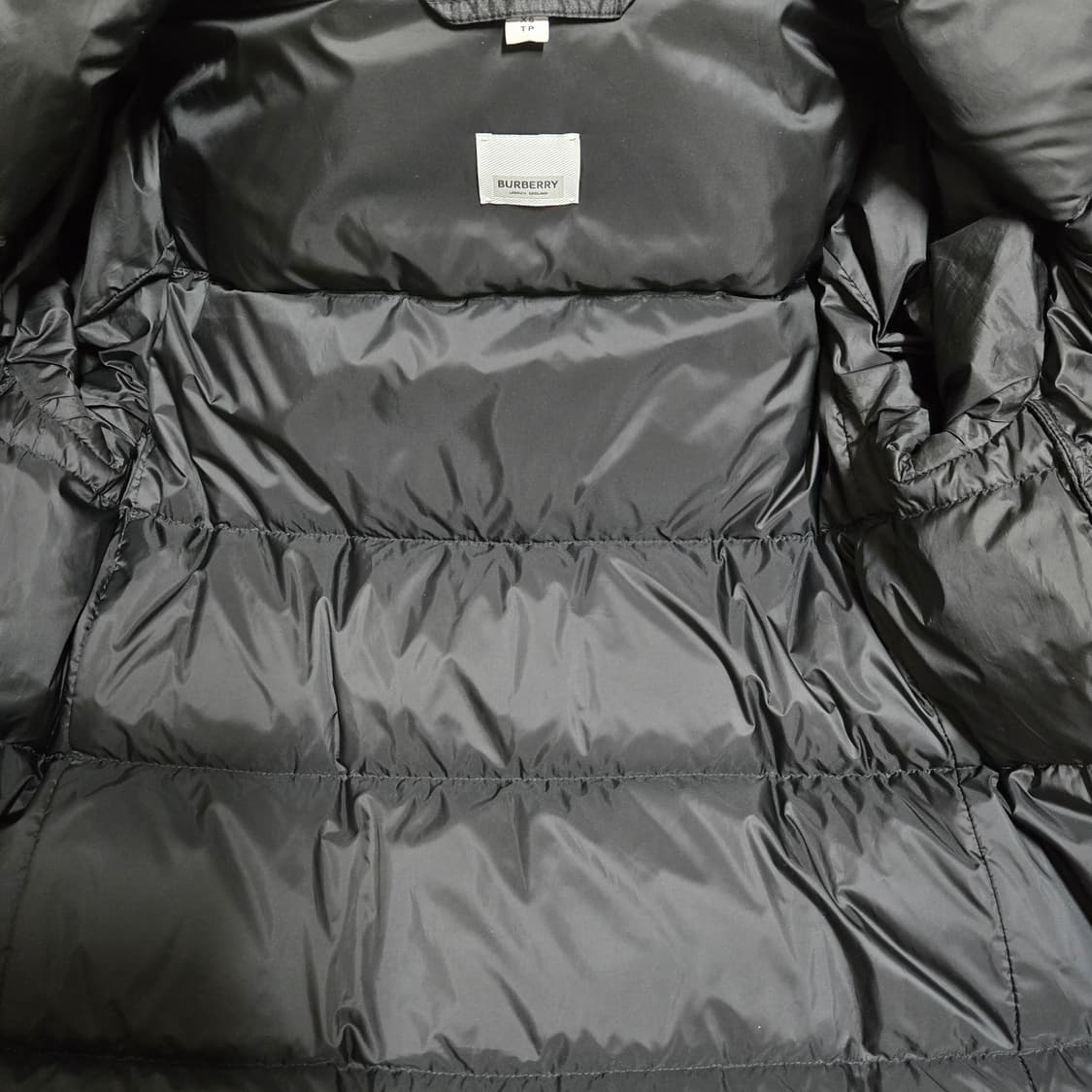버버리 레이 구스 다운 패딩(XS사이즈) 상품이미지3