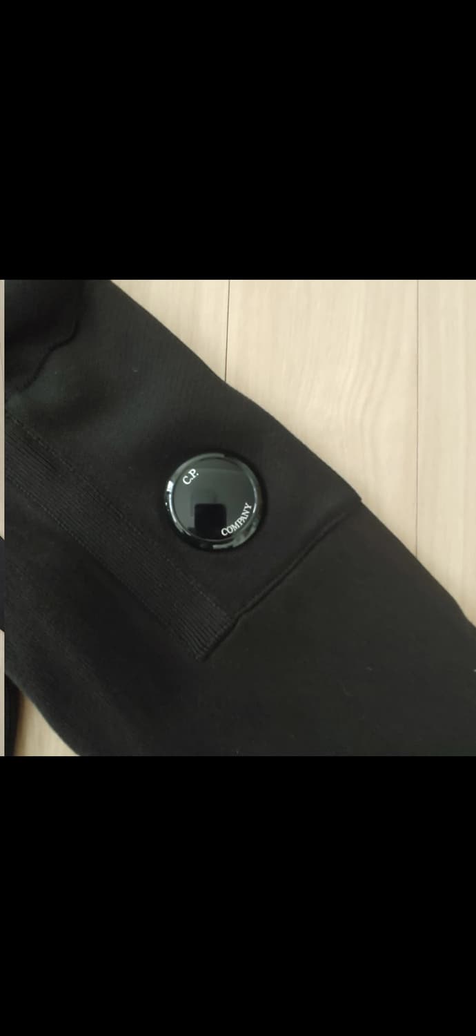 CP 컴퍼니 블랙 후드티 95 상품이미지2