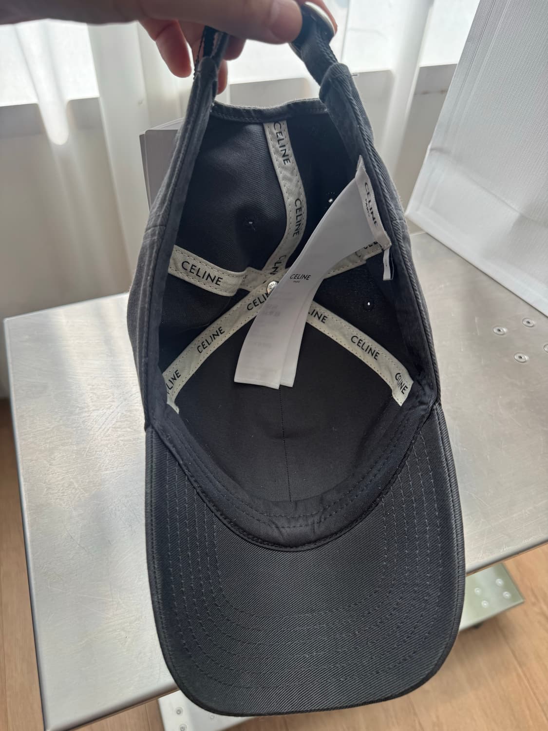 셀린느 트리옹프 베이스볼캡 그레이 L사이즈 / 2회착용 / 풀구성 상품이미지7