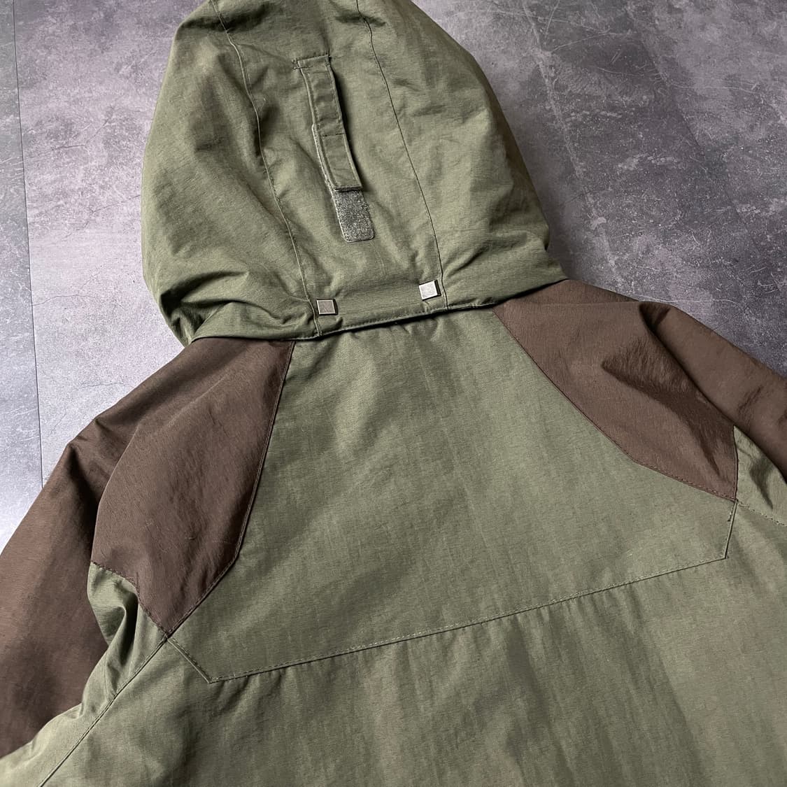 COMLUMBIA 컬럼비아 빈티지 카키 윈드브레이커 A00509 상품이미지8