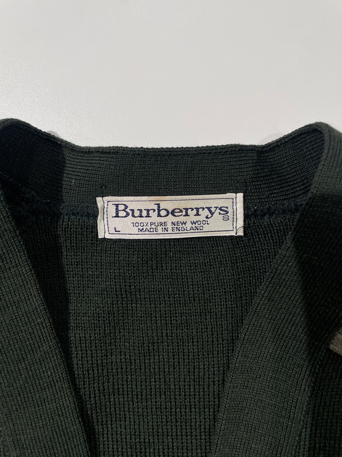 버버리 딥 그린 포켓 인 기마로고 코만도 가디건 상품이미지7