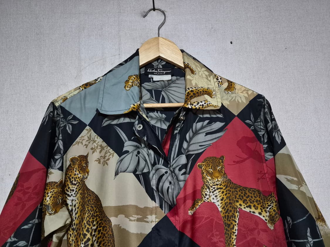 살바로토 페라가모 레오파드 프린팅셔츠/자켓 (XS) 상품이미지5
