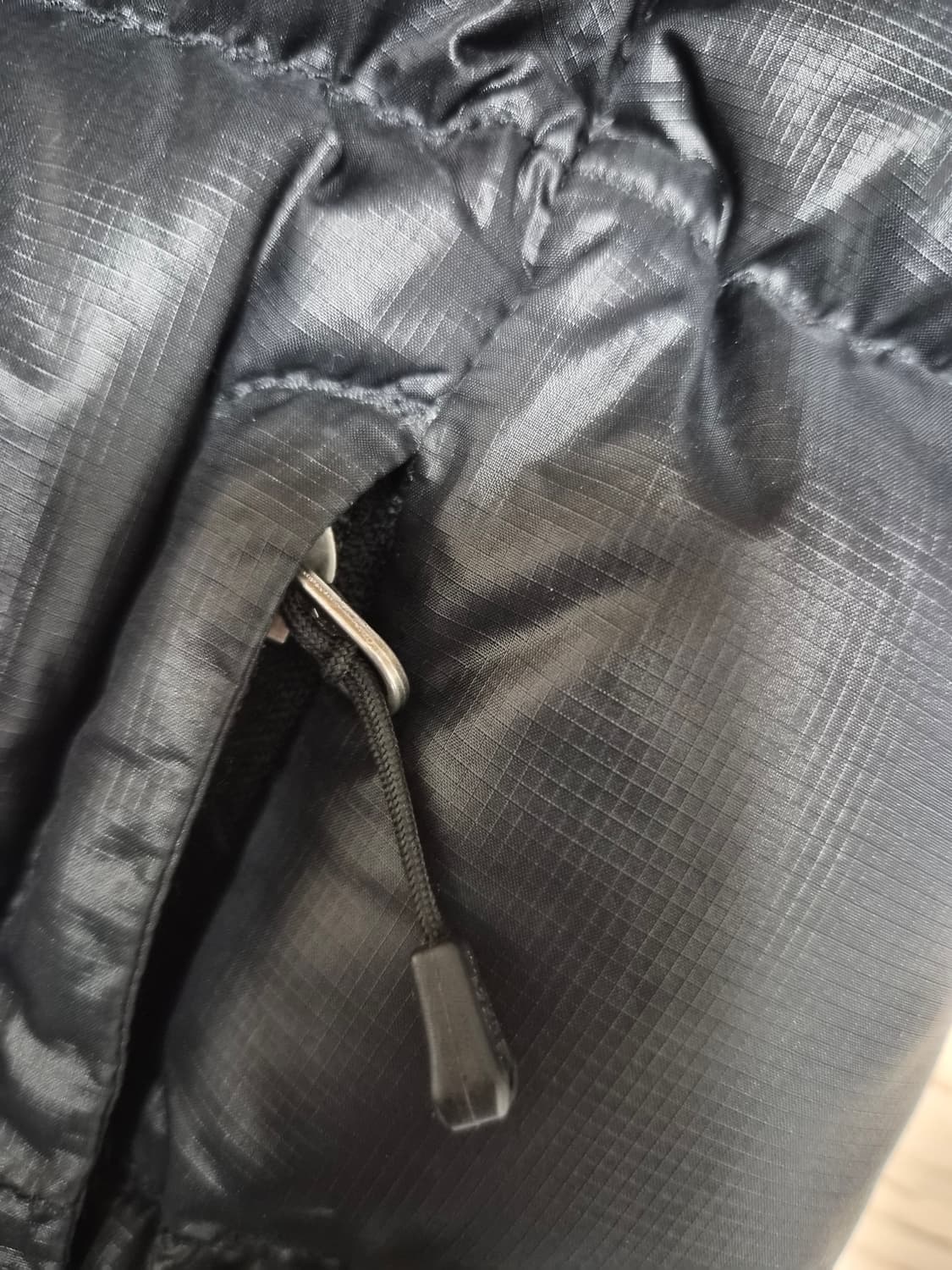 노스페이스 700  블랙패딩 상품이미지4