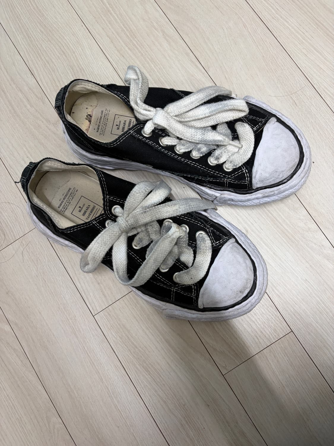 메종 미하라 야스히로 피터슨 OG 솔 캔버스 로우 스니커즈 블랙 상품이미지4