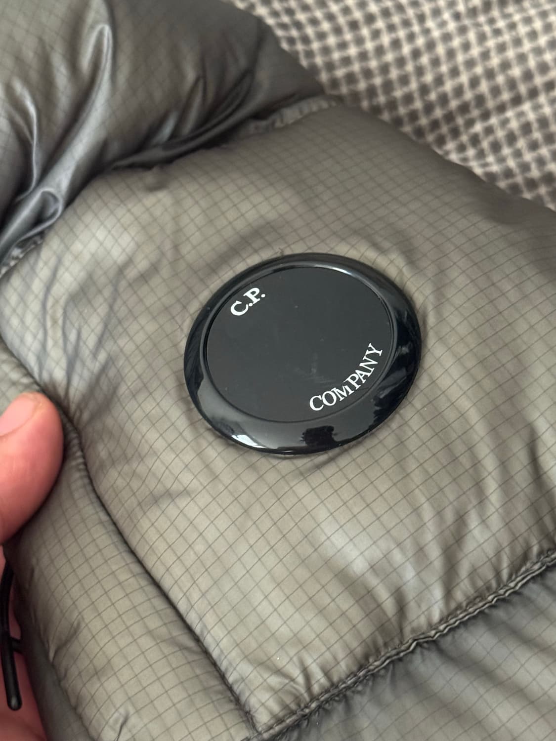 Cp컴퍼니 dd쉘 그레이 50(L) 상품이미지4