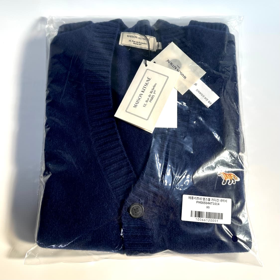 [미사용 새상품] 메종키츠네 램스울 가디건 네이비 XS 상품이미지2