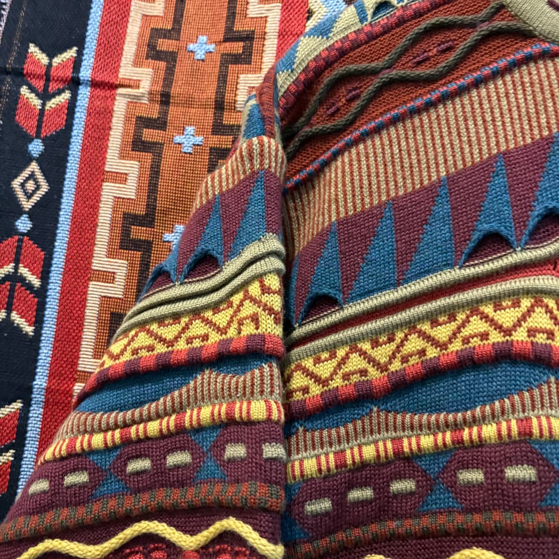 ERAROO 페턴 포인트 니트 상품이미지4