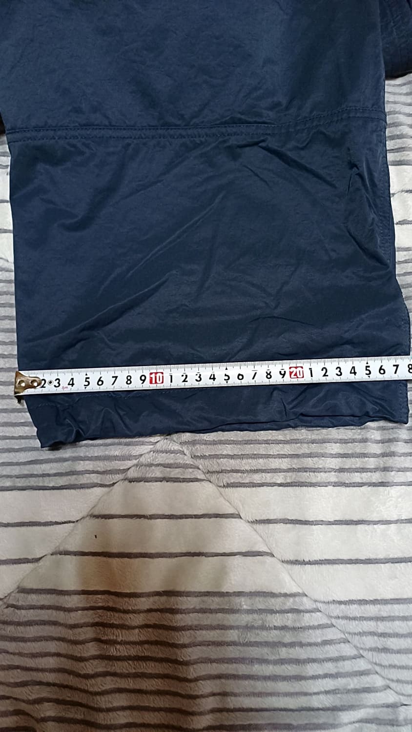 유니클로 JW앤더슨 와이드 나일론카고팬츠 S 기장95 상품이미지8