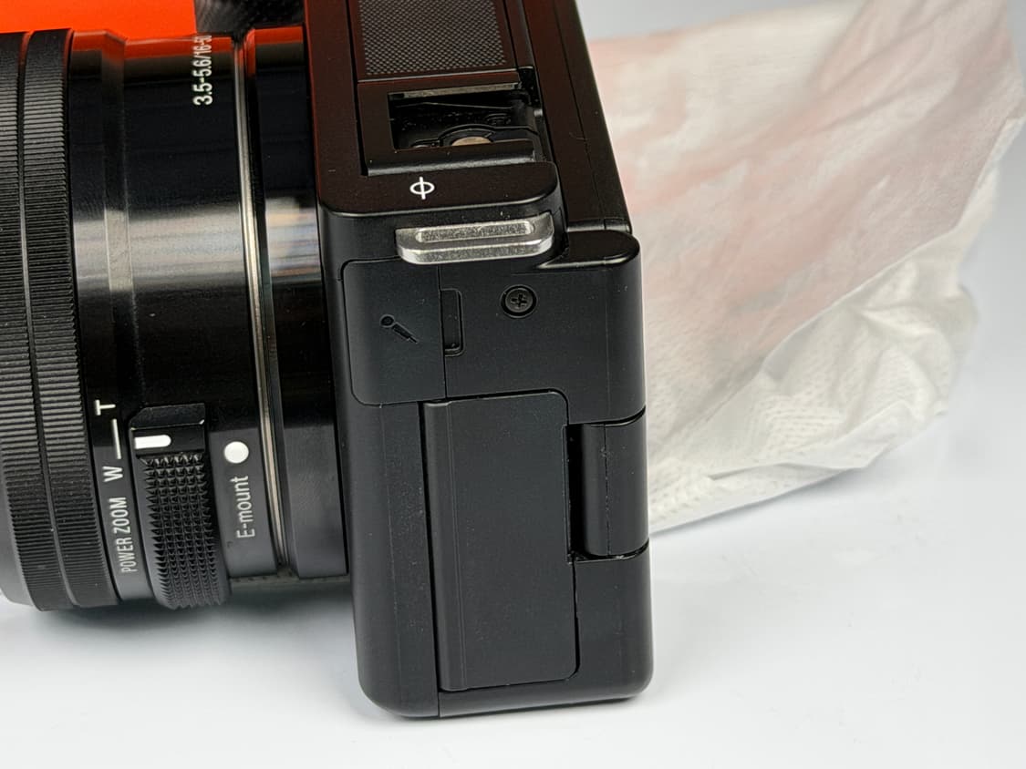 소니 ZV-E10 블랙 미러리스 카메라 438컷 상품이미지2