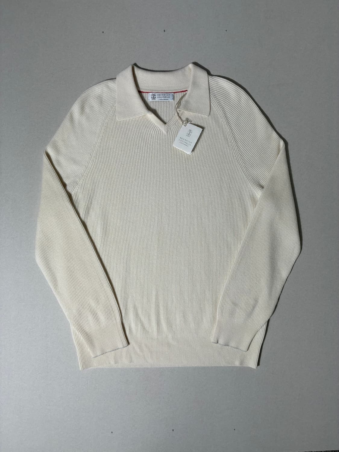 브루넬로 쿠치넬리 캐시미어 브이넥 폴로 니트 스웨터 아이보리 50사이즈 상품이미지1