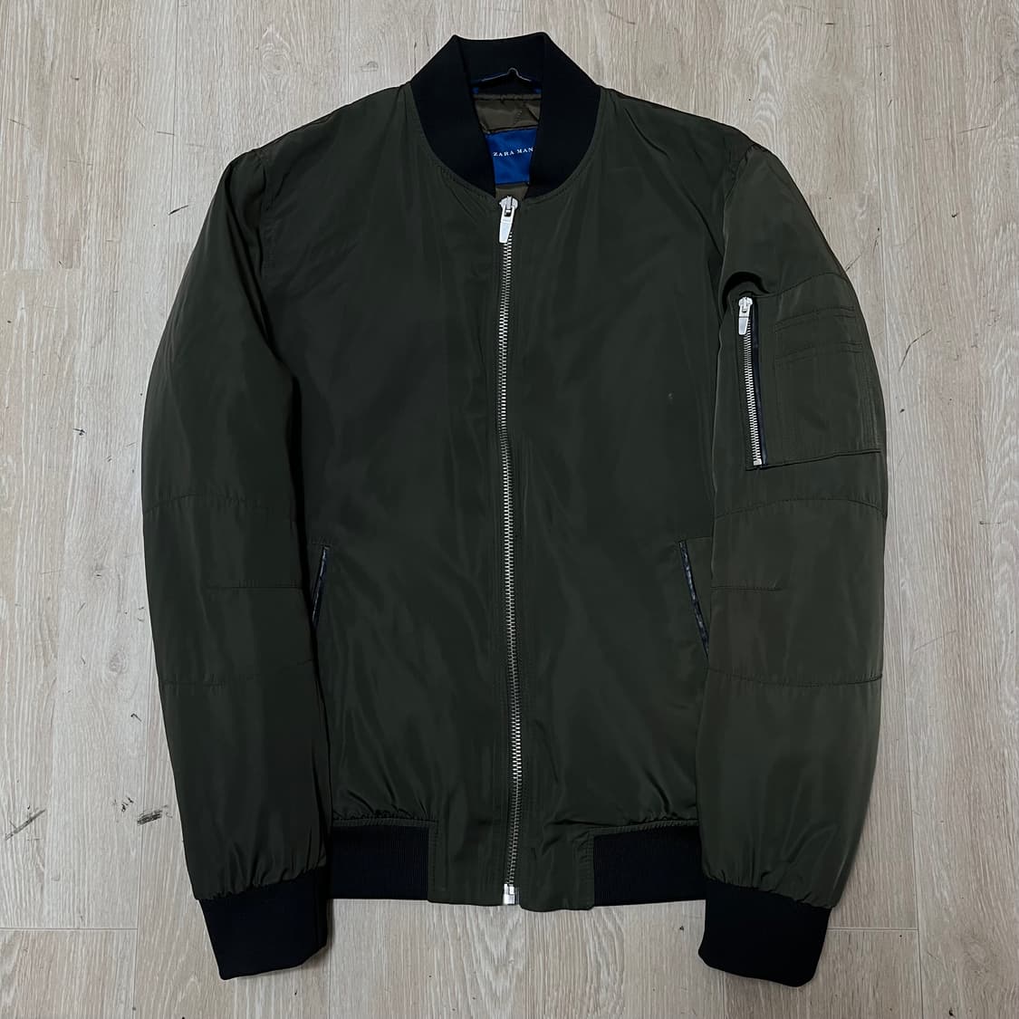 자라 MA-1 퀼팅 봄버 항공점퍼 M/95 상품이미지1