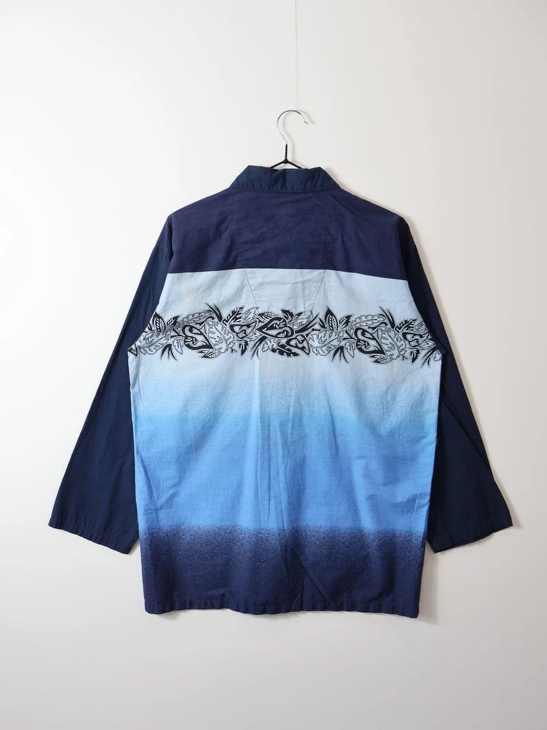 Budweiser Blue Tribal Shirt 상품이미지4