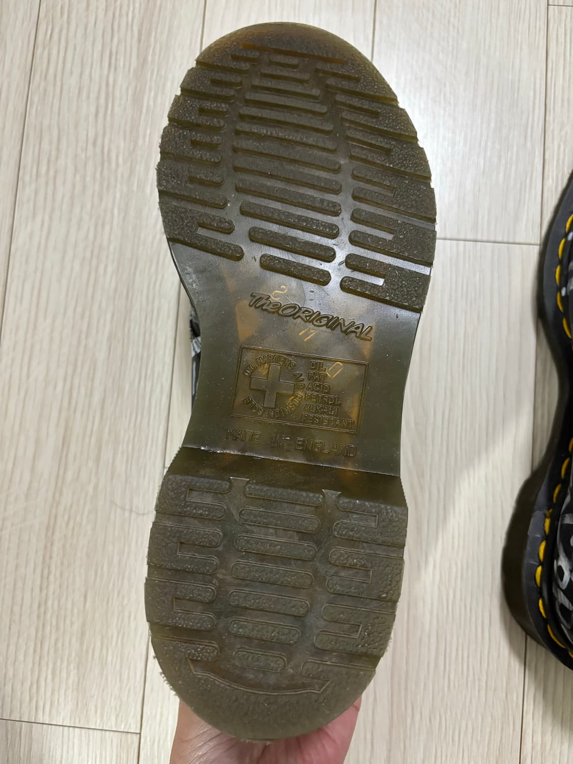 꼼데가르송x닥터 마틴 상품이미지2
