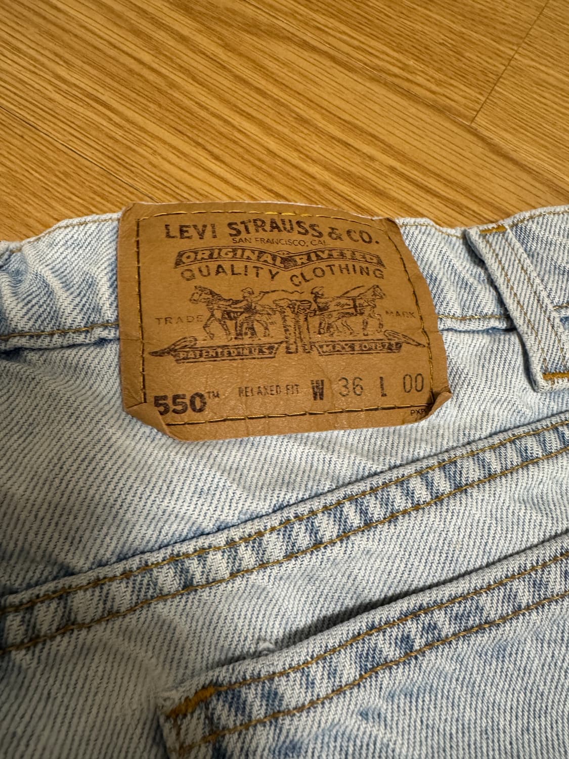 2000s 빈티지 리바이스 550 데님 쇼츠 연청 상품이미지3