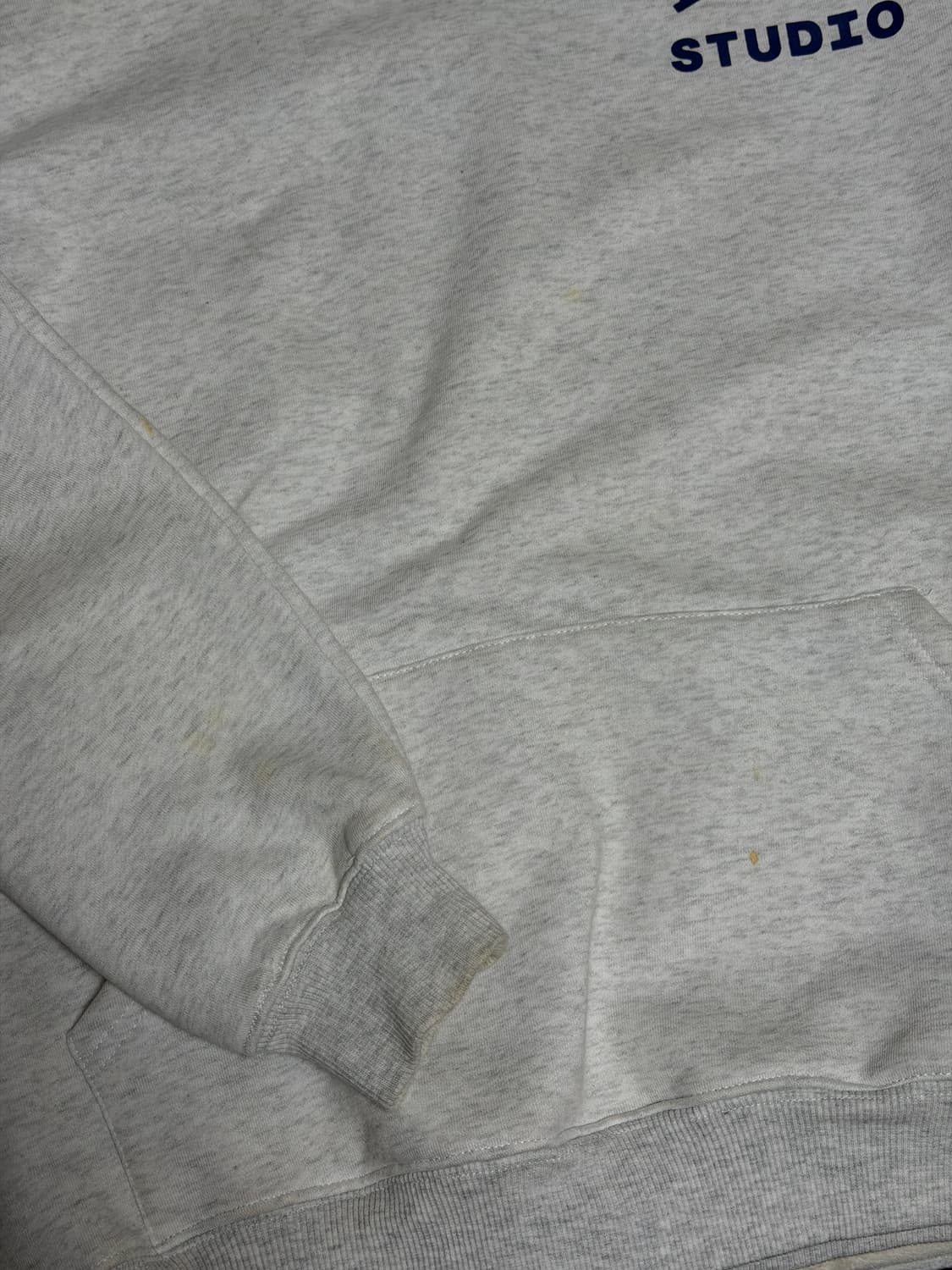 아이앱 스튜디오 라이트그레이 후드티 상품이미지2