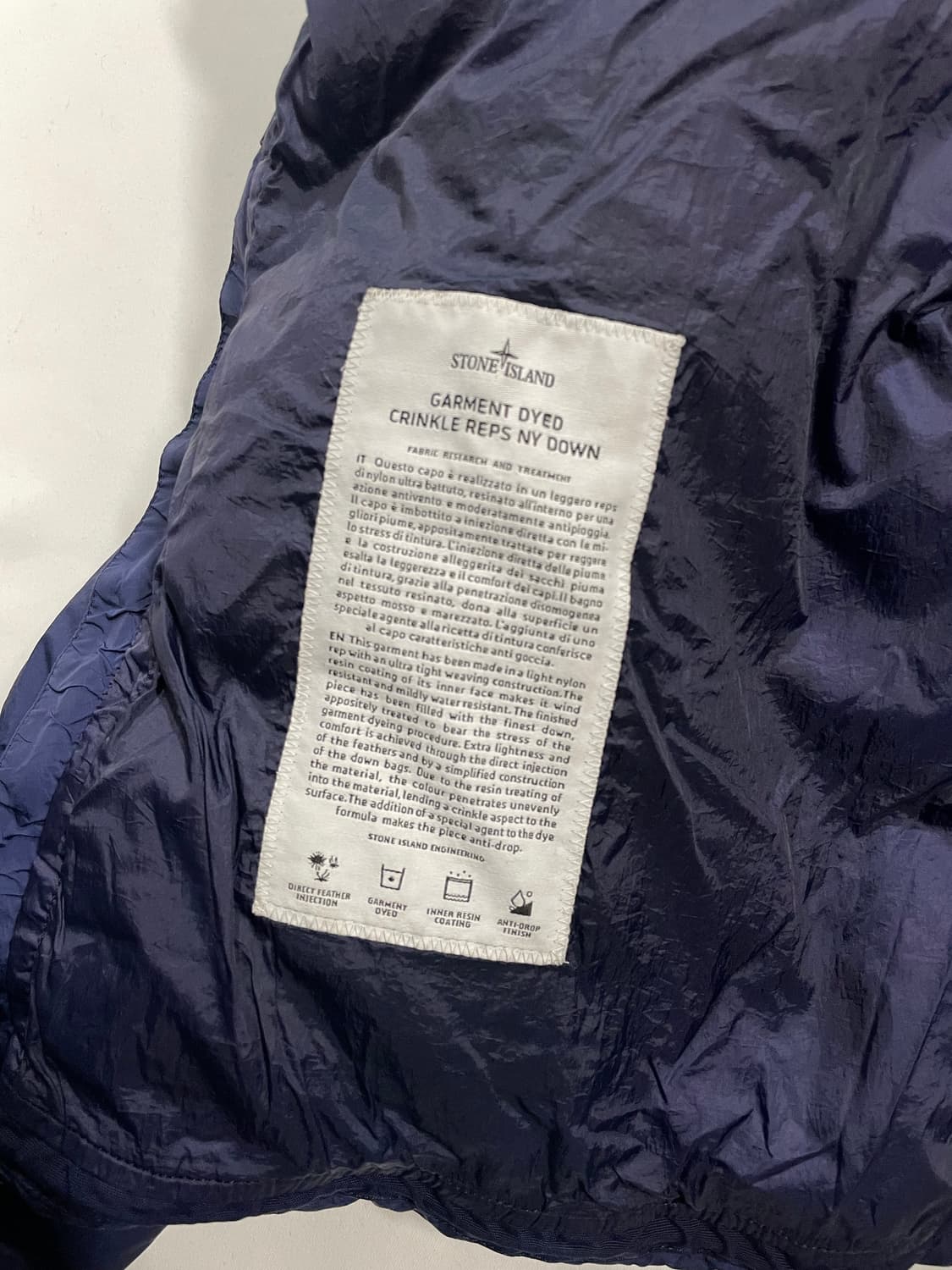 스톤아일랜드 크링클랩스 패딩 네이비 상품이미지7