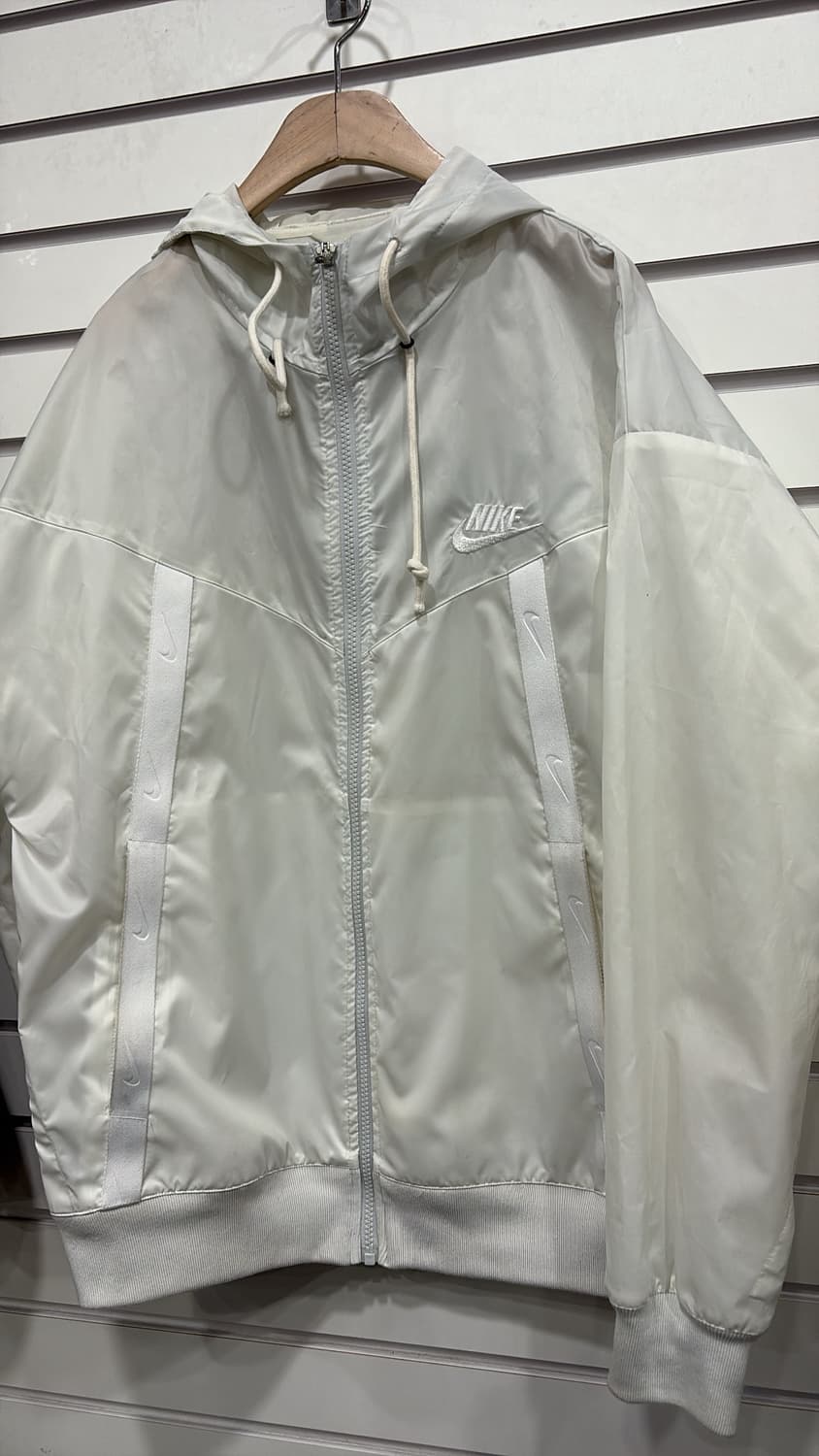 나이키 바람막이 화이트 M~ L 상품이미지2