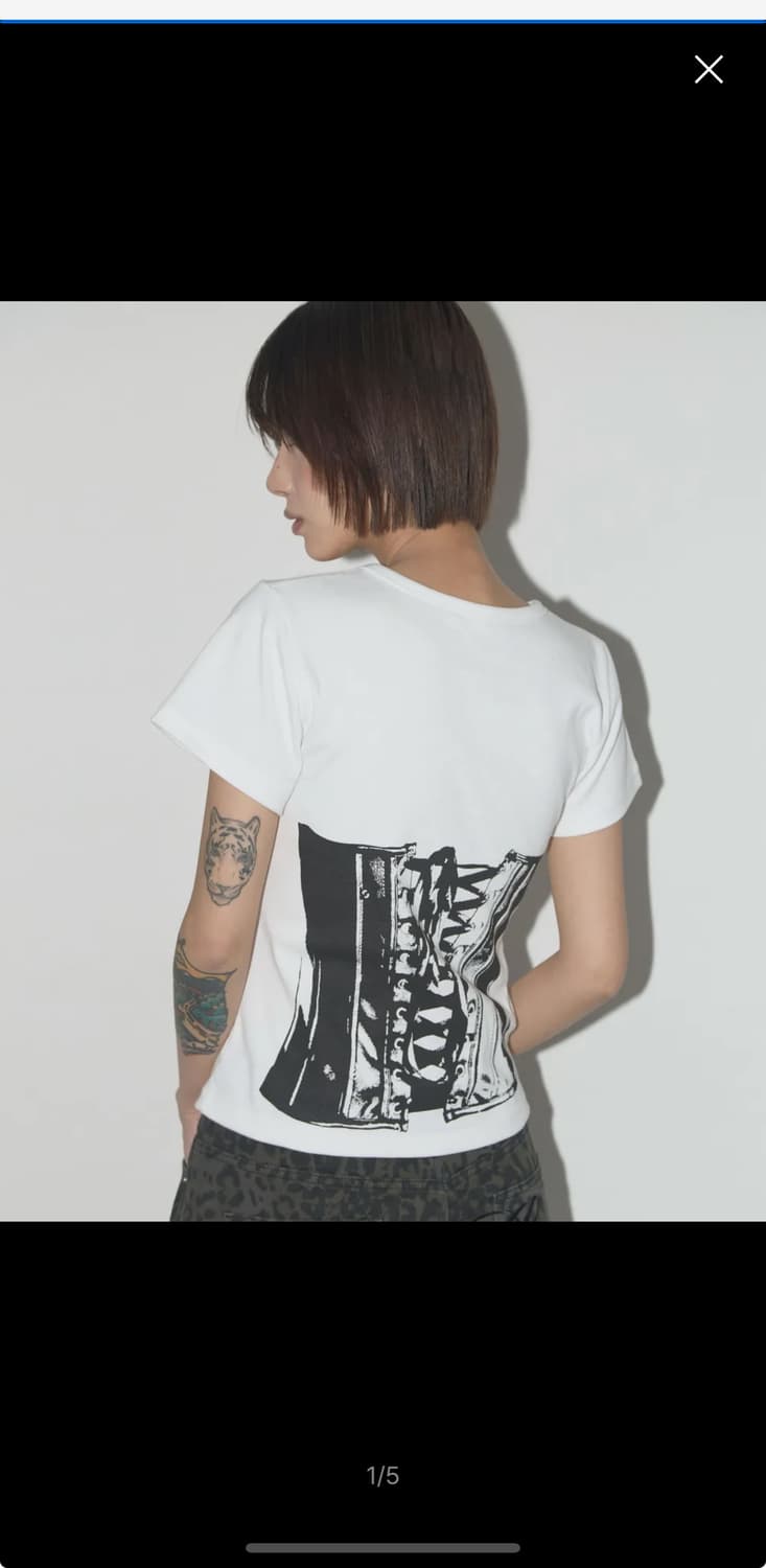 팬시클럽 백 코르셋 티 상품이미지1