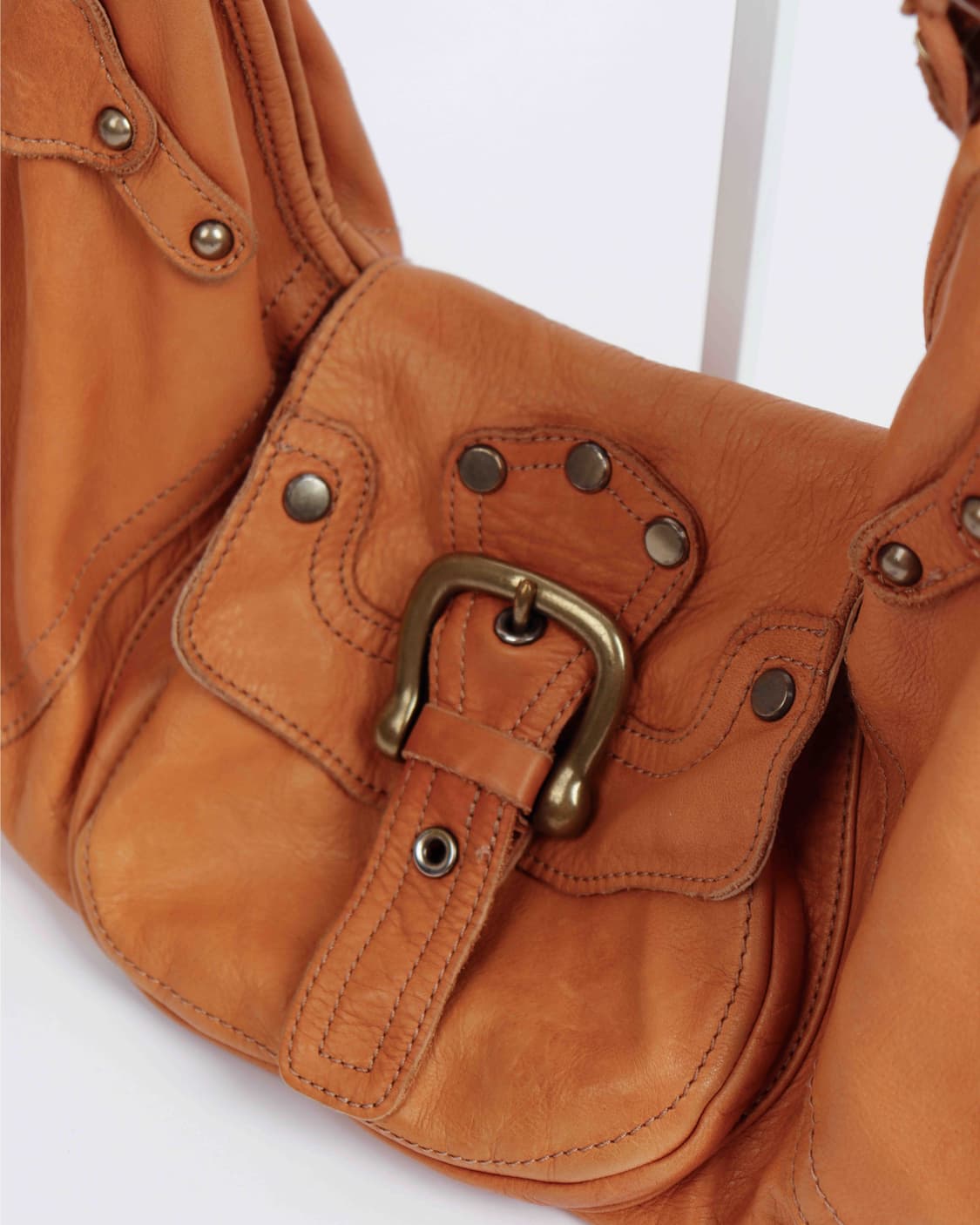 [ONE'S HEART] 카멜 브라운 레더 숄더백 상품이미지10