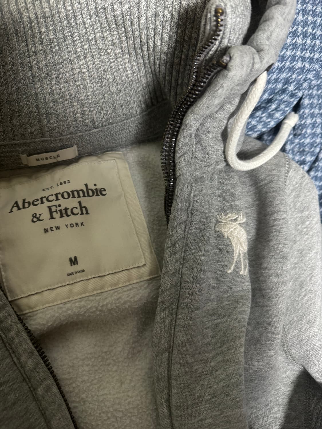 아베크롬비 로고 머슬핏 후드집업 상품이미지2