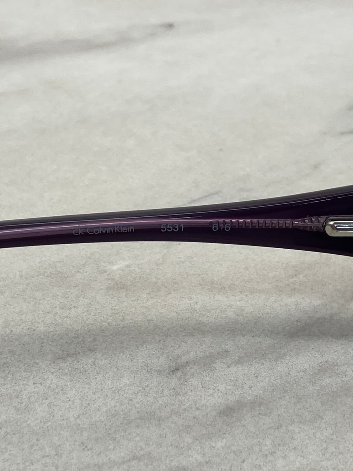 캘빈클라인 CK 레드 퍼플 소프트 스퀘어 뿔테 안경 상품이미지8