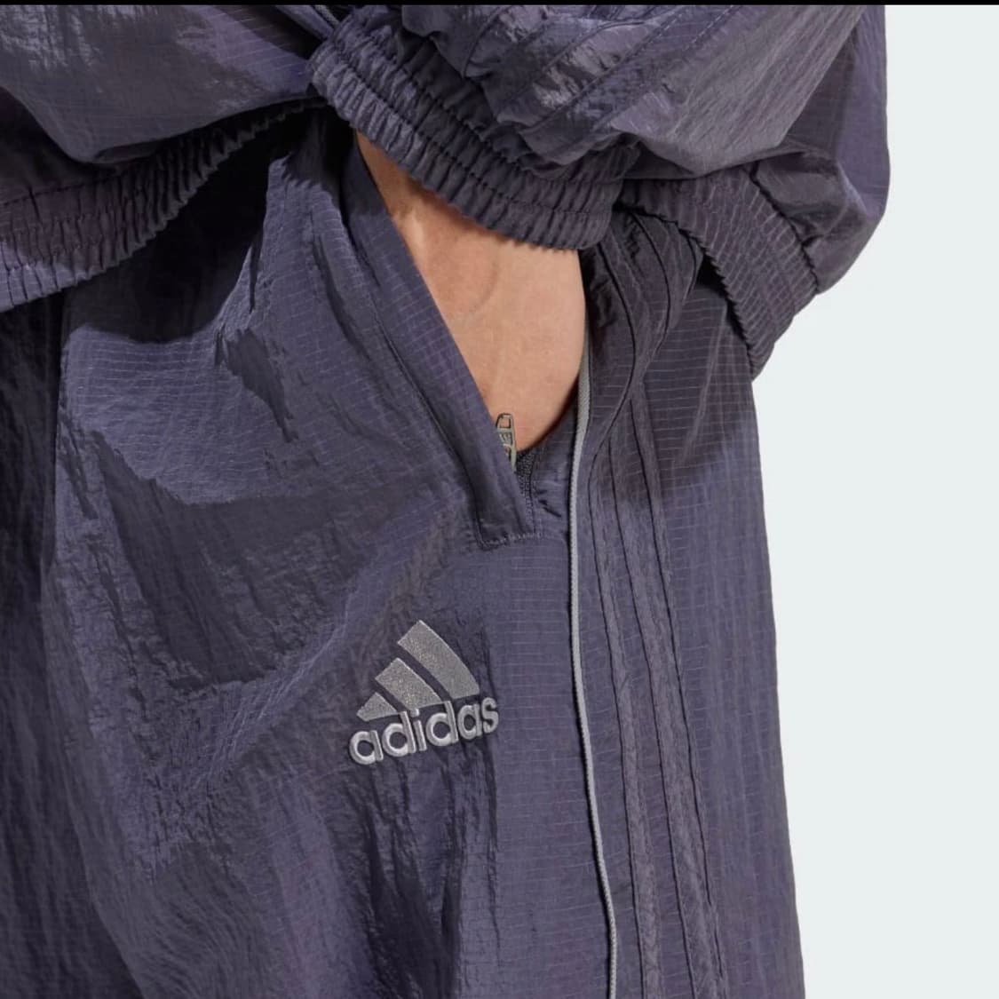 아디다스 아딜레늄 시즌4 팀가이스트 트랙 팬츠 L 새상품 상품이미지3