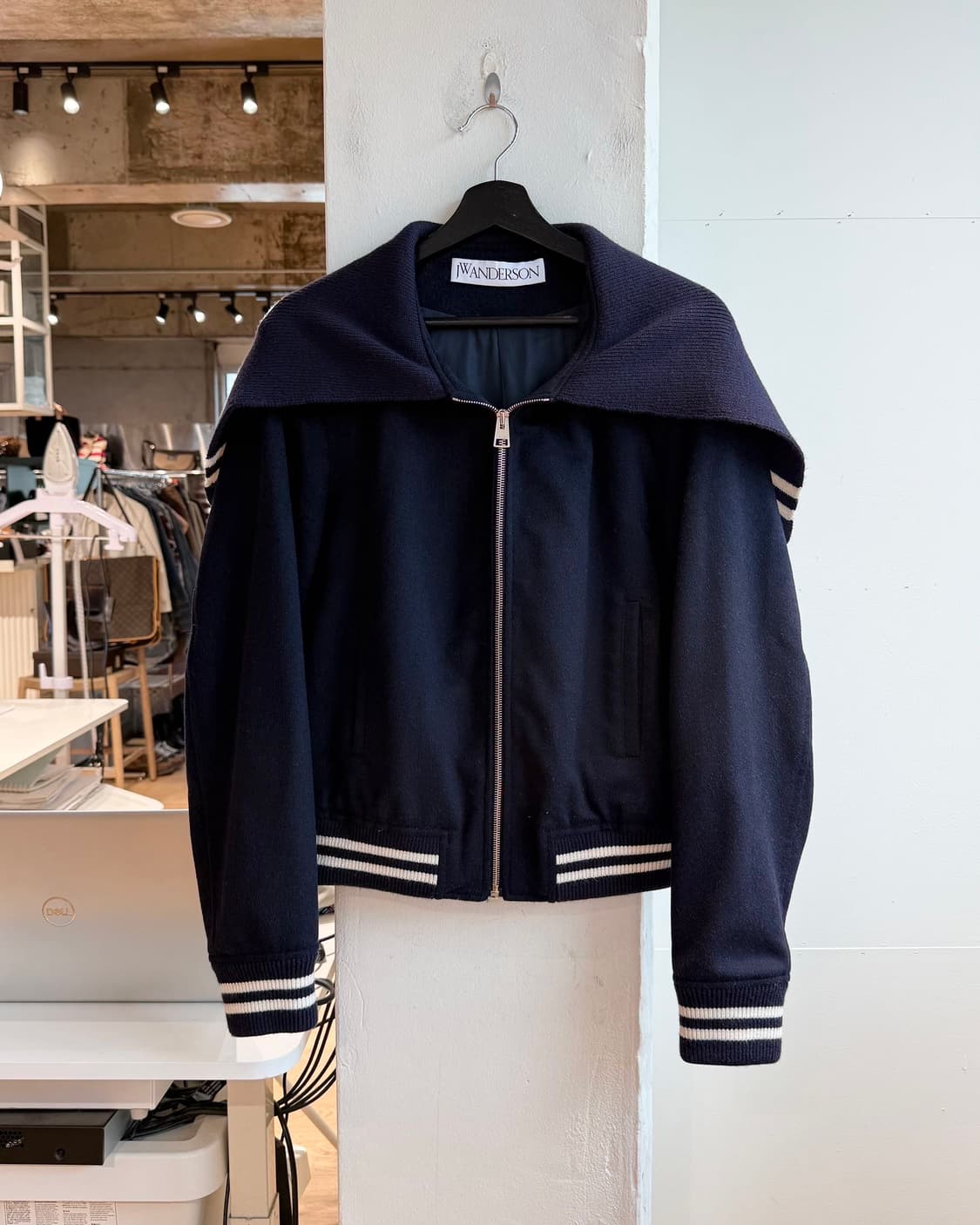 jw앤더슨 네이비 케이프 니트 집업  상품이미지2