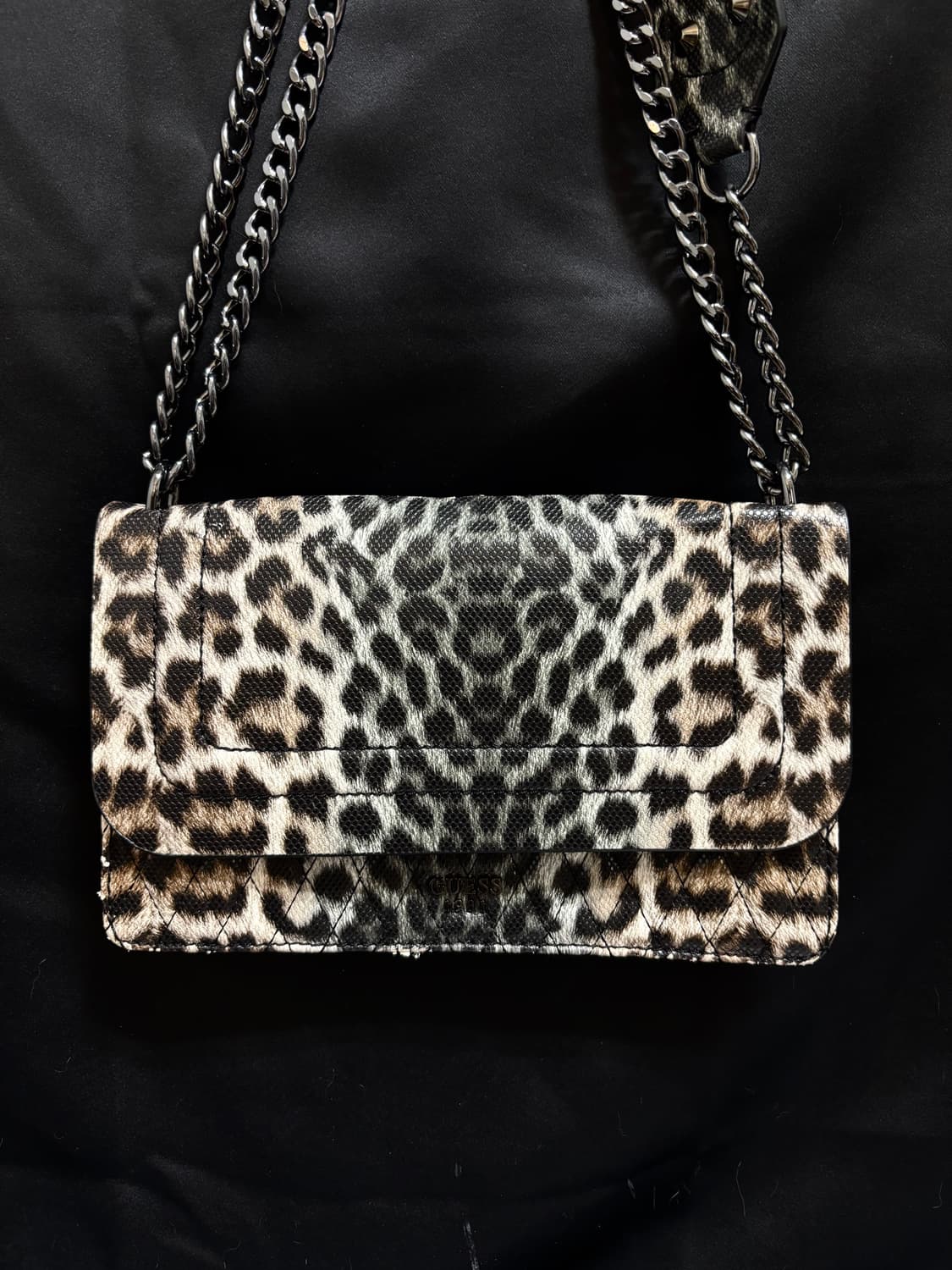 “Guess” Leopard Pattern Kitsch Y2K Mood  상품이미지4
