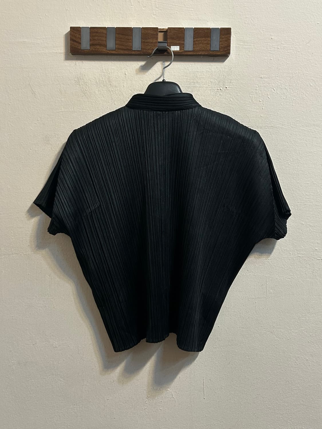 이세이미야케 오픈넥 플리츠 블라우스 상품이미지5